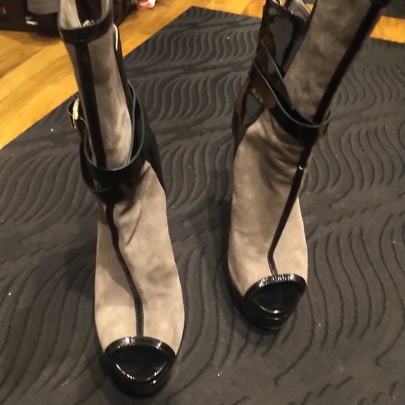 Gianmarco Lorenzi grey Suede and black Patent leather open toe bootie - Picture 6 of 10